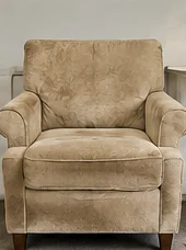 Sillón con la tela gastada